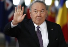 Назарбаев отставкаға кетуді бірнеше жылдан бері ойлап жүргенін айтты