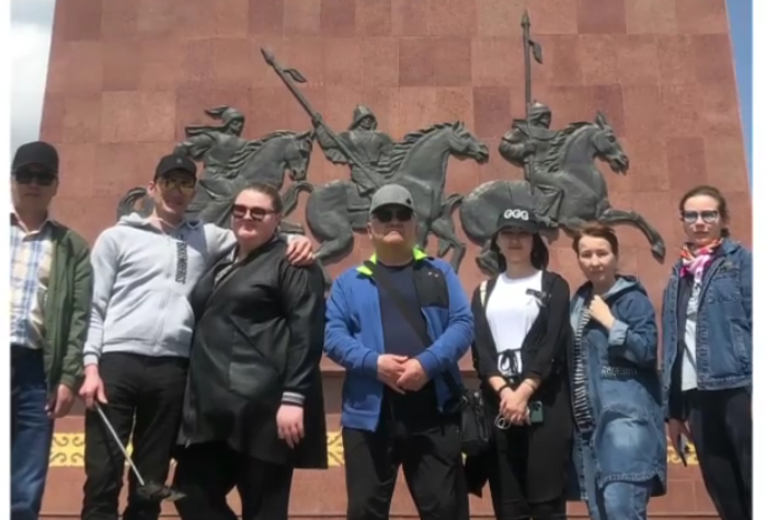 Нұр-Сұлтандықтар туристік орталықтың көмегімен қаланы аралады